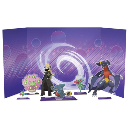 Set de figuras acrílicas y fondo expositor incluidos en la Colección Premium Cynthia y Garchomp ex.